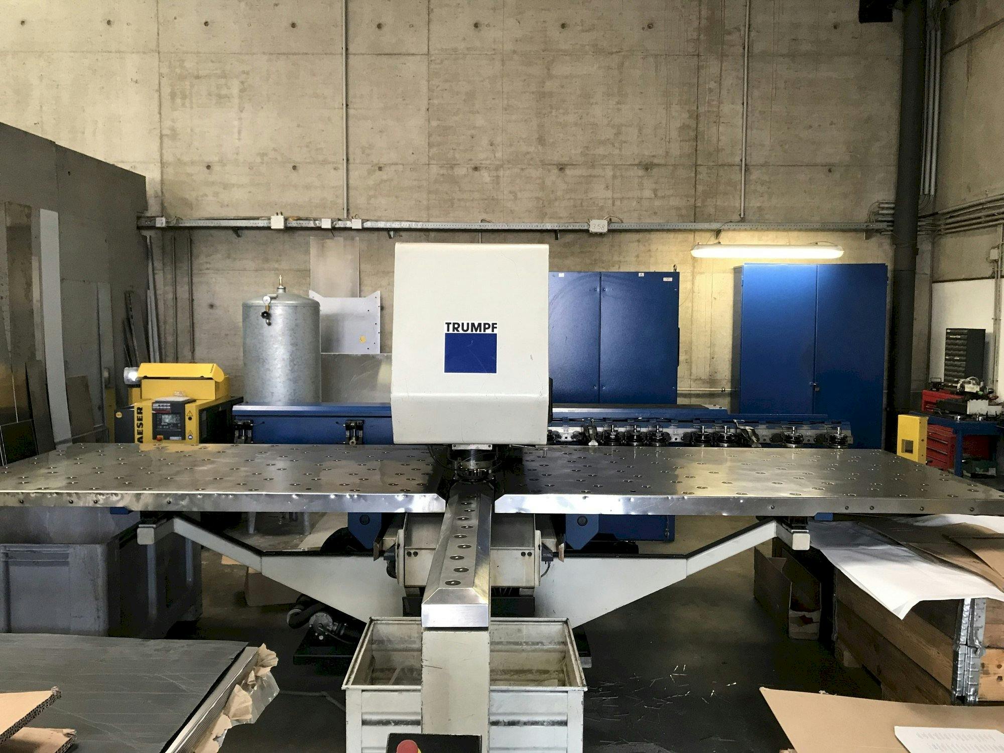 Front view of Trumpf Trumatic 200R  machine