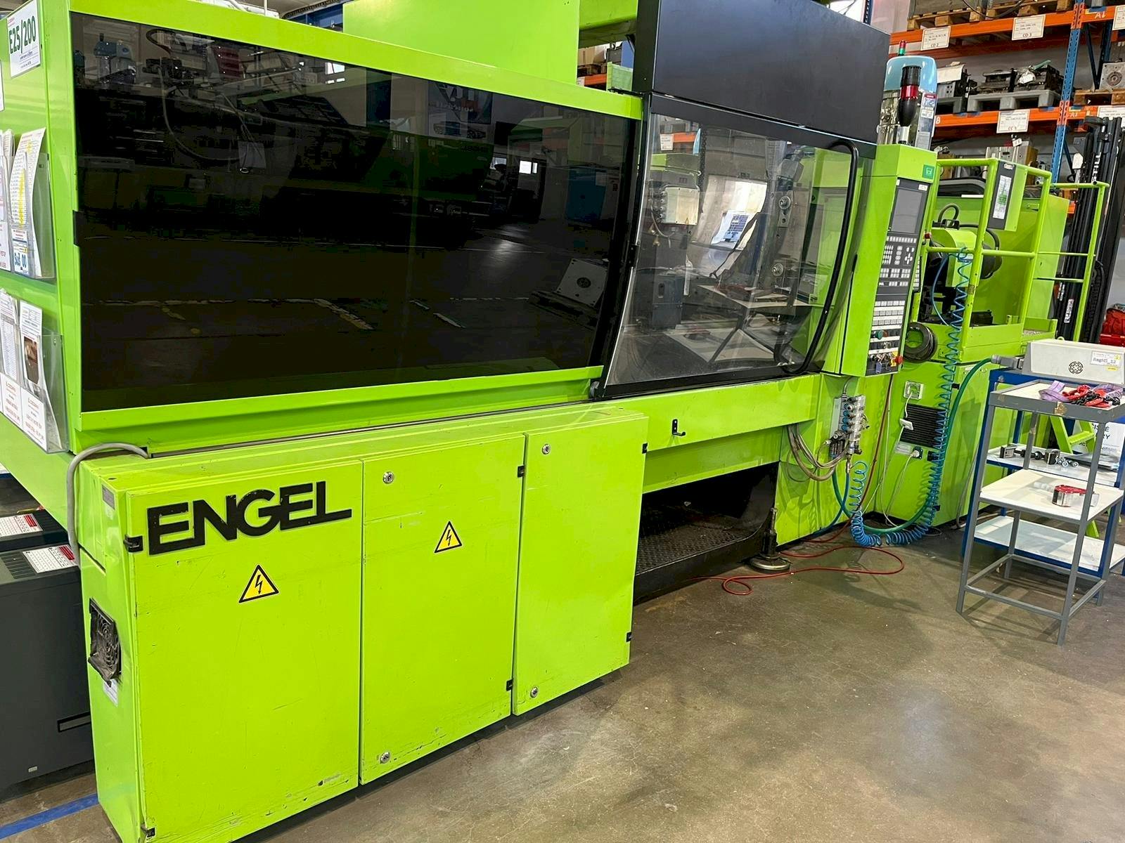 Front view of Engel ES 650/150 HL  machine