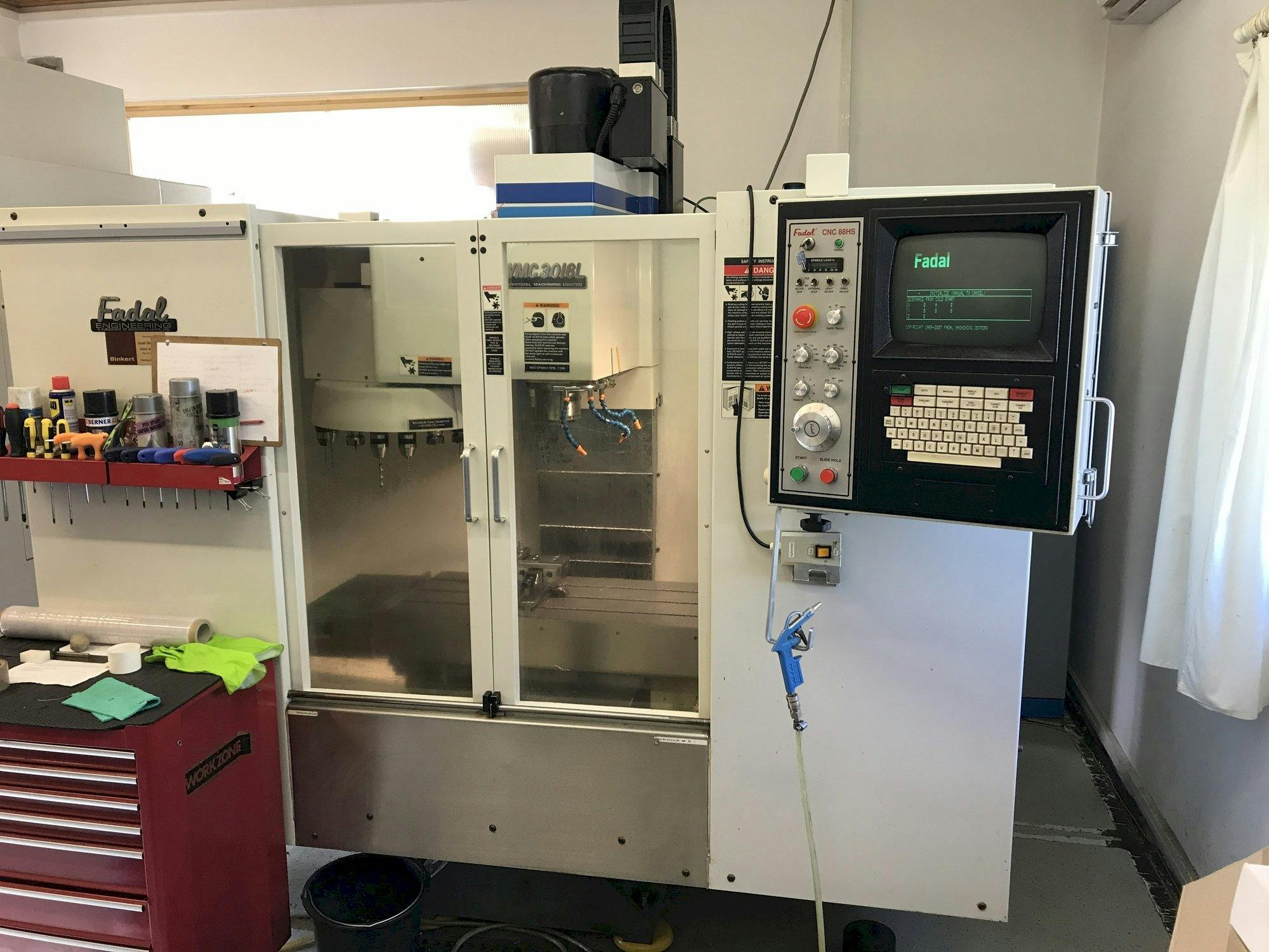 Front view of FADAL VMC 3016 L  machine
