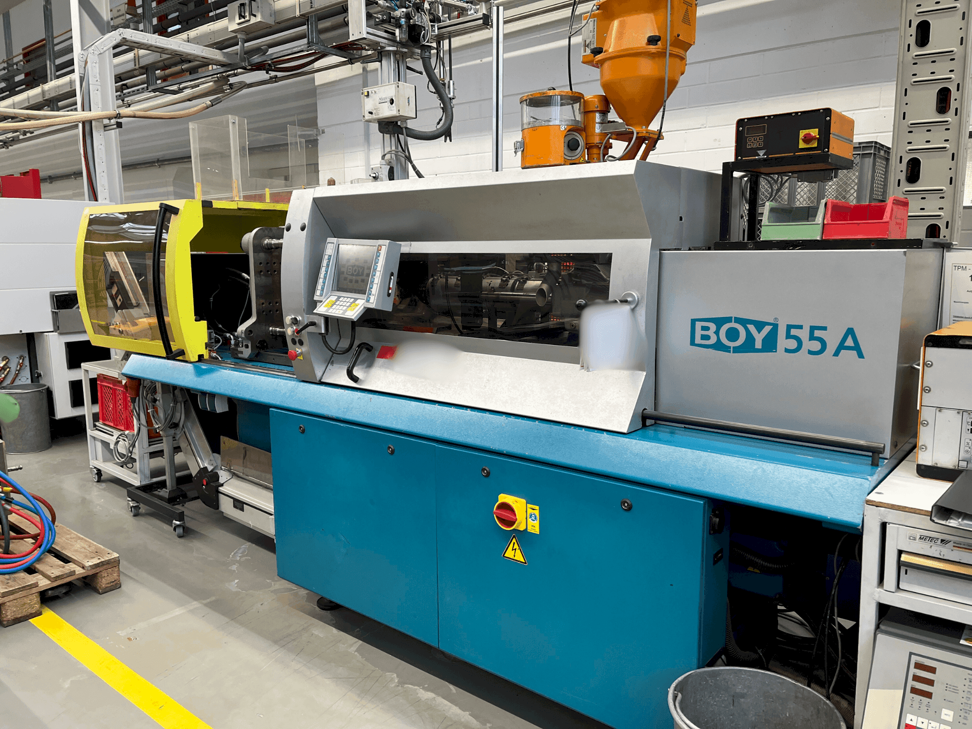 Front view of BOY 55A  machine