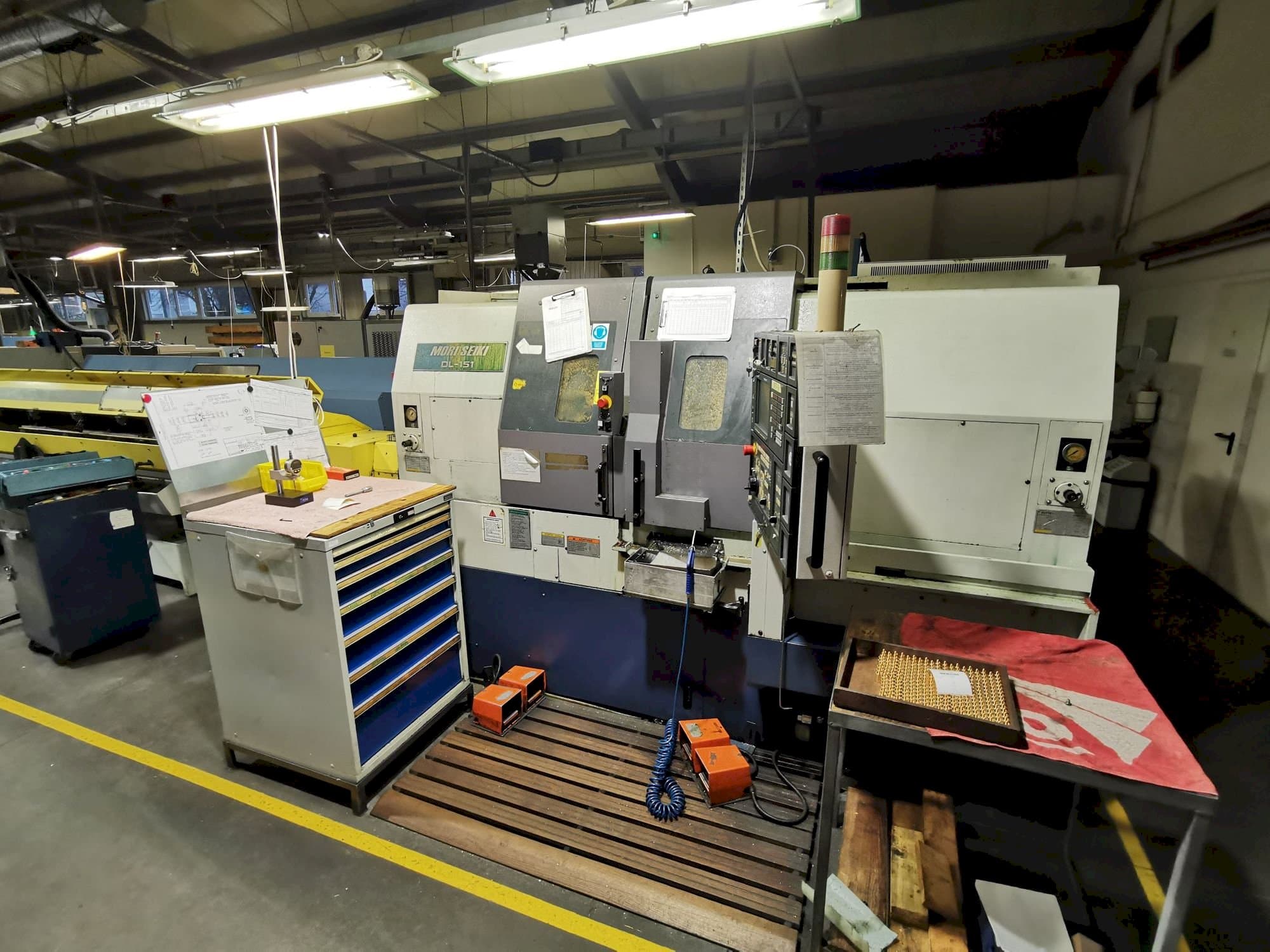 Front view of MORI SEIKI DL-151Y machine