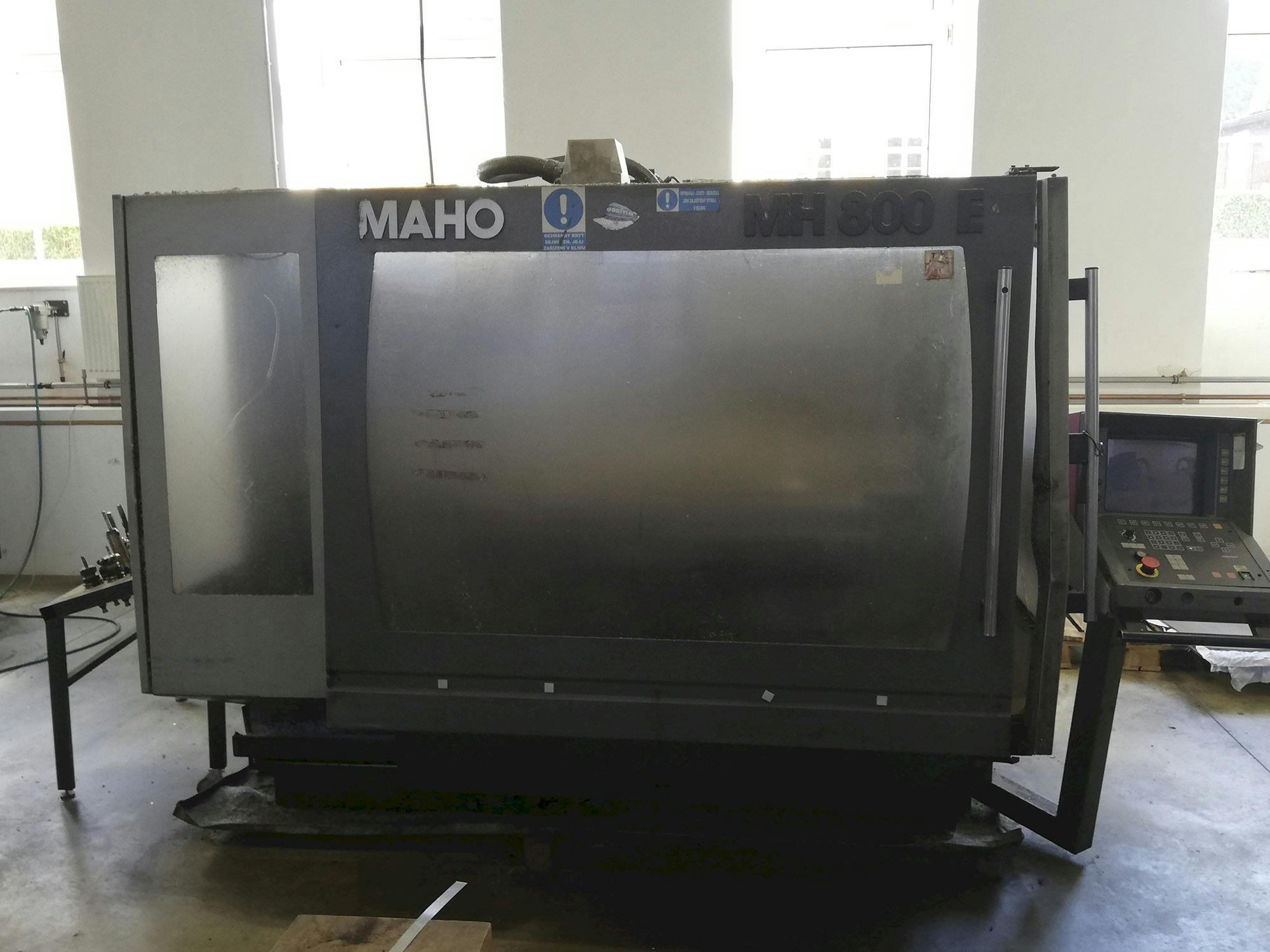 Front view of DECKEL MAHO MH 800 E Machine