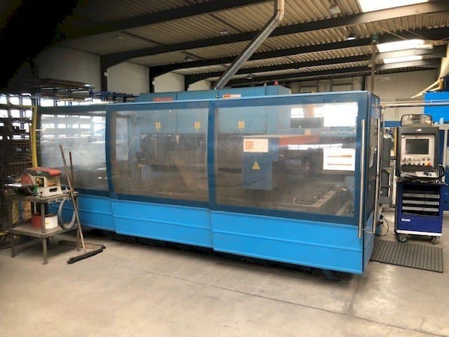 Front view of Prima Industrie Platino 1530  machine