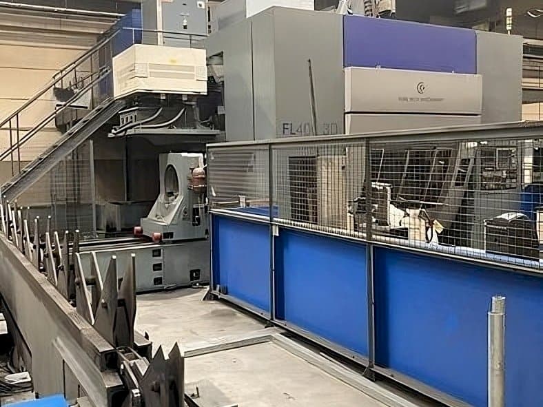 Front view of Tube Tech Machinery FL 400 3D machine