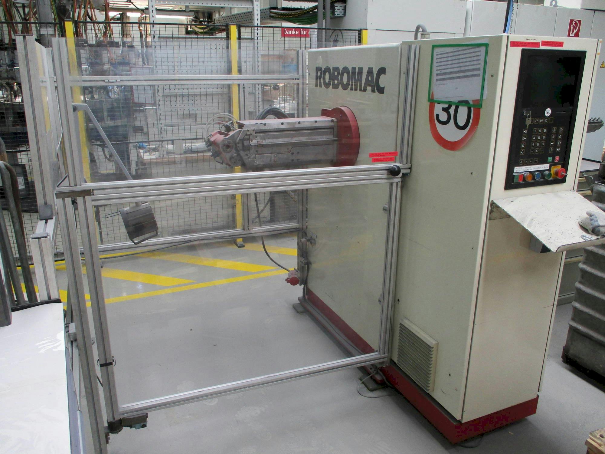 Front view of Numalliance/Latour Robomac 206  machine