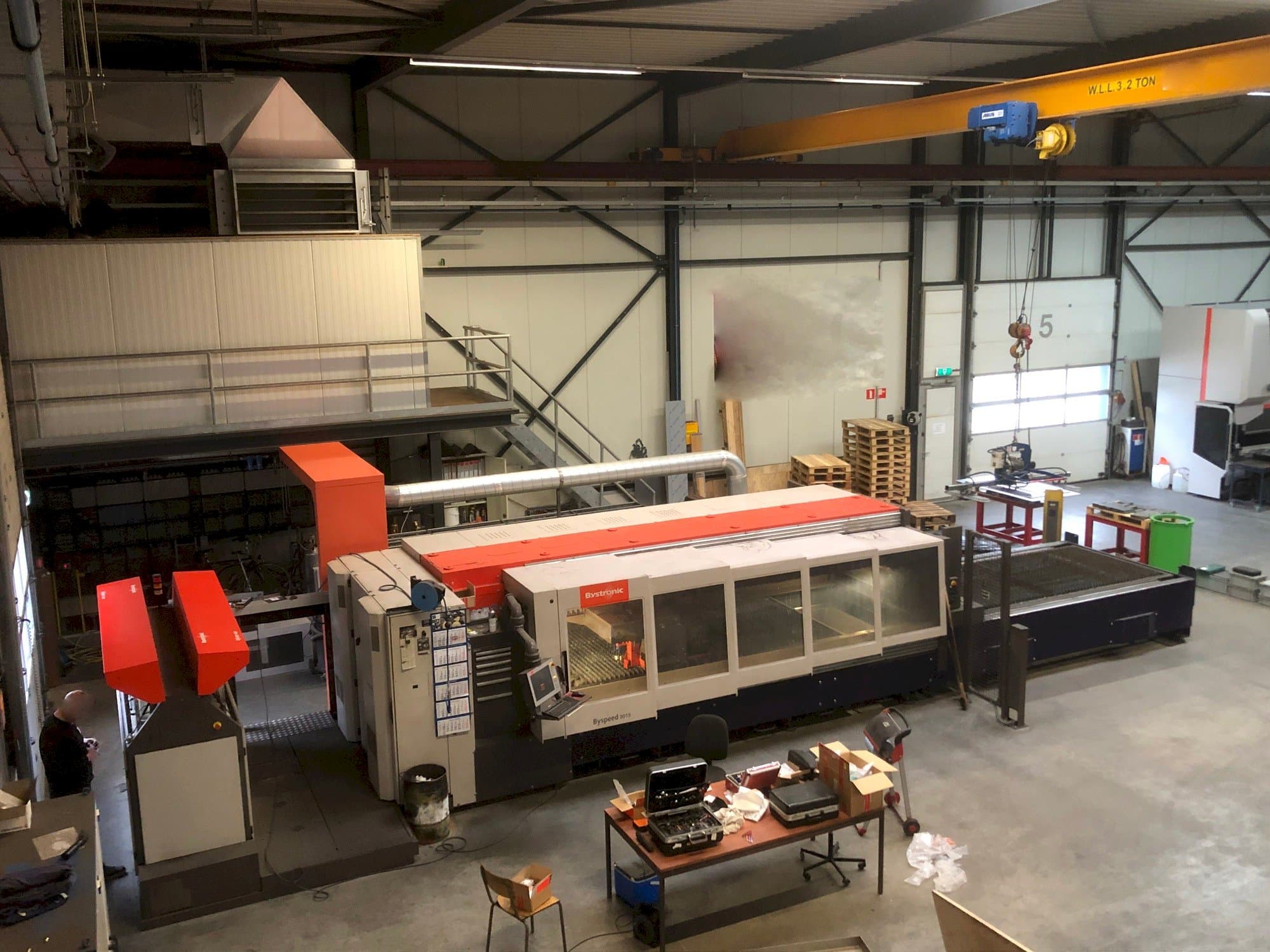 Front view of Bystronic Byspeed 3015 machine
