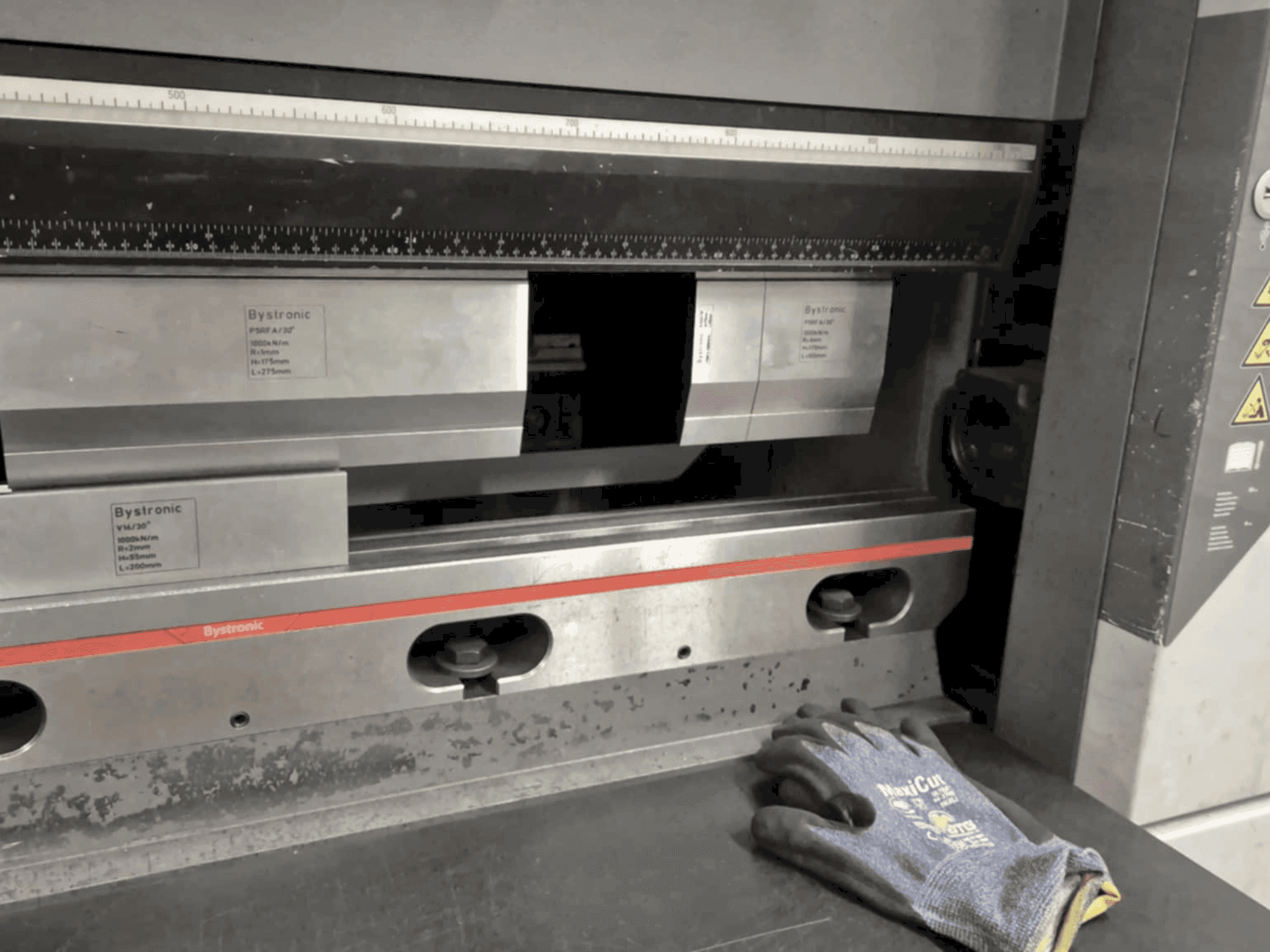 Front view of Bystronic Xpert 40/1030  machine