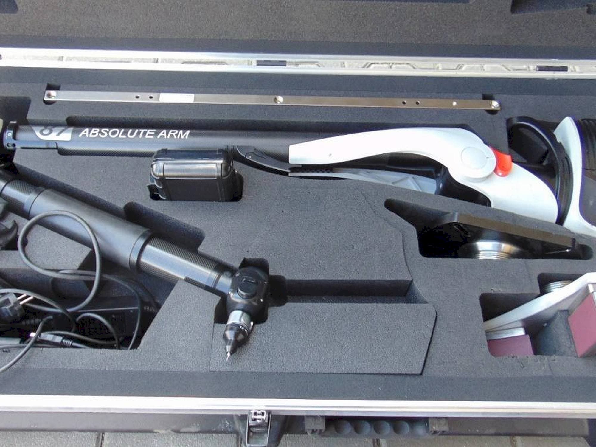 Front view of Hexagon RA8 V1  machine