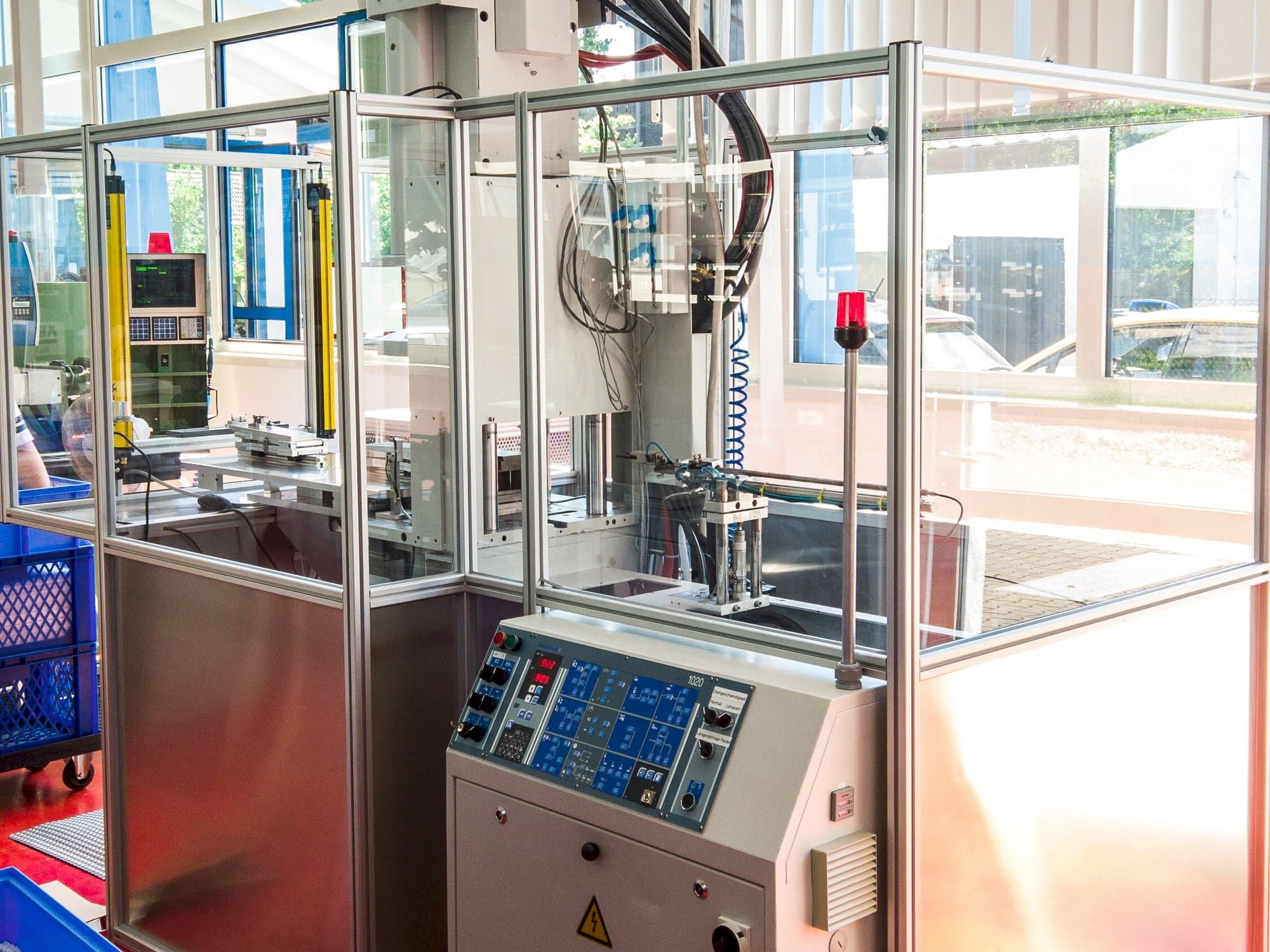 Front view of Battenfeld PLUS 250V50  machine