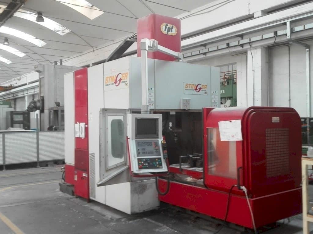 Front view of FPT Stinger machine