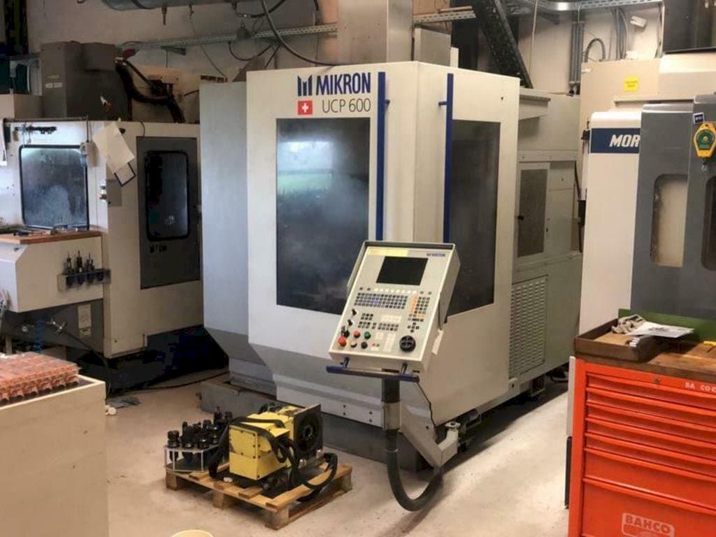 Front view of MIKRON UCP600 machine