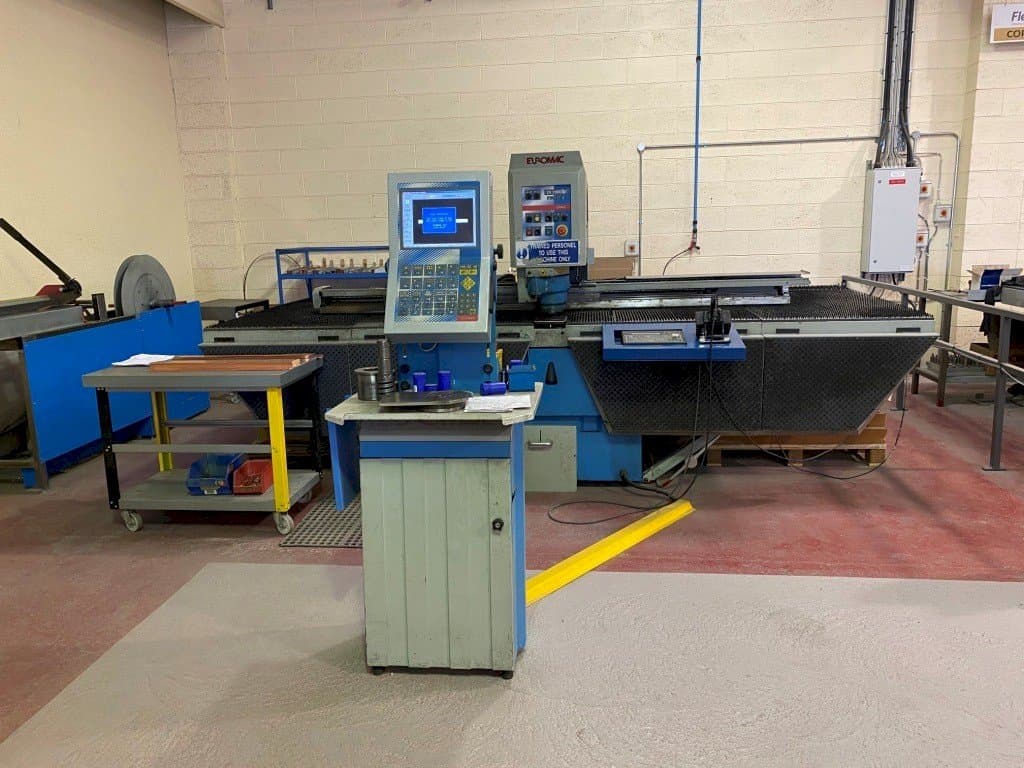 Front view of Euromac ZX 1250/30 machine