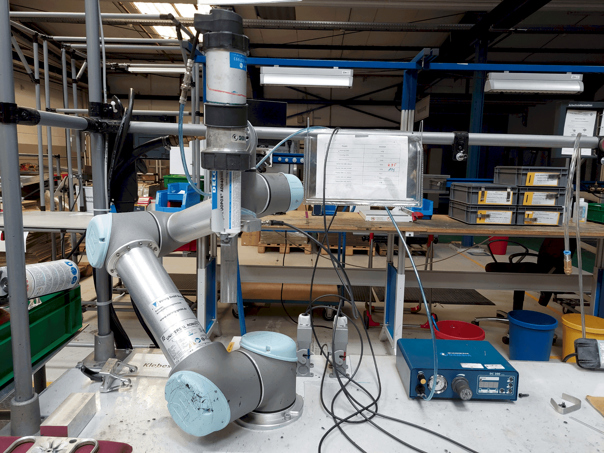 Front view of Universal Robots UR5  machine