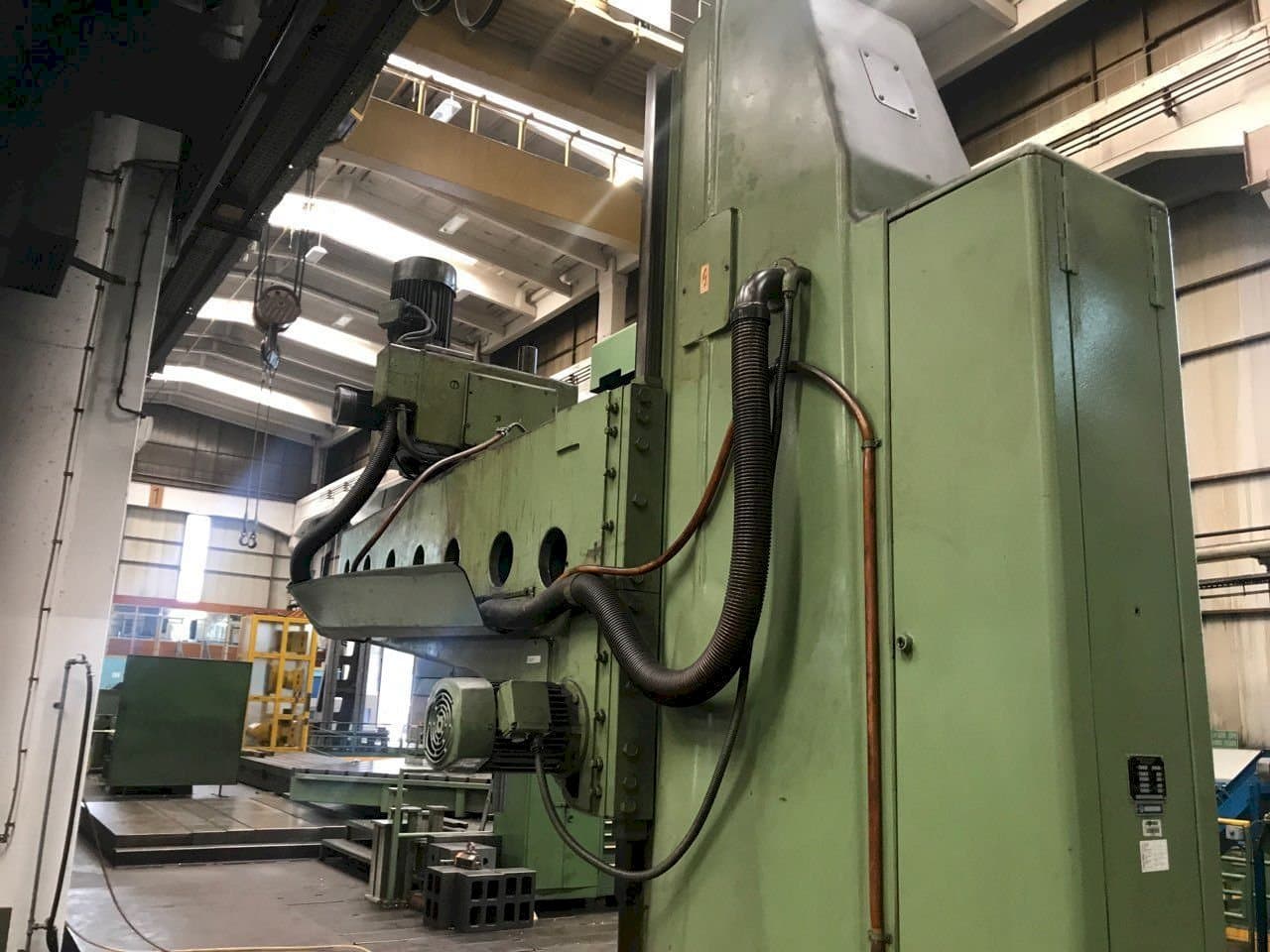 Front view of TOS Vrp 8 A  machine