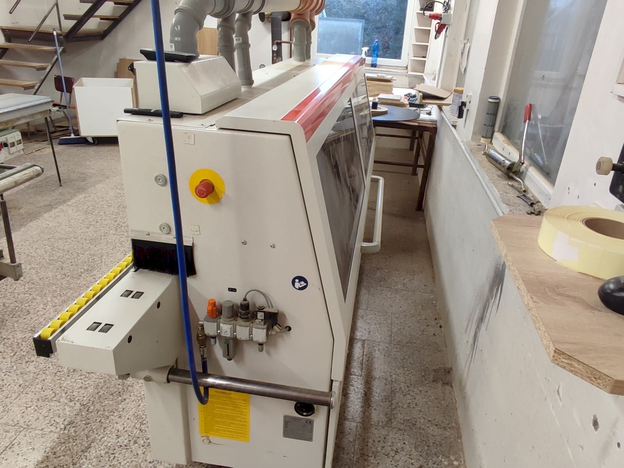 Front view of SCM olimpic K 260 Evo  machine