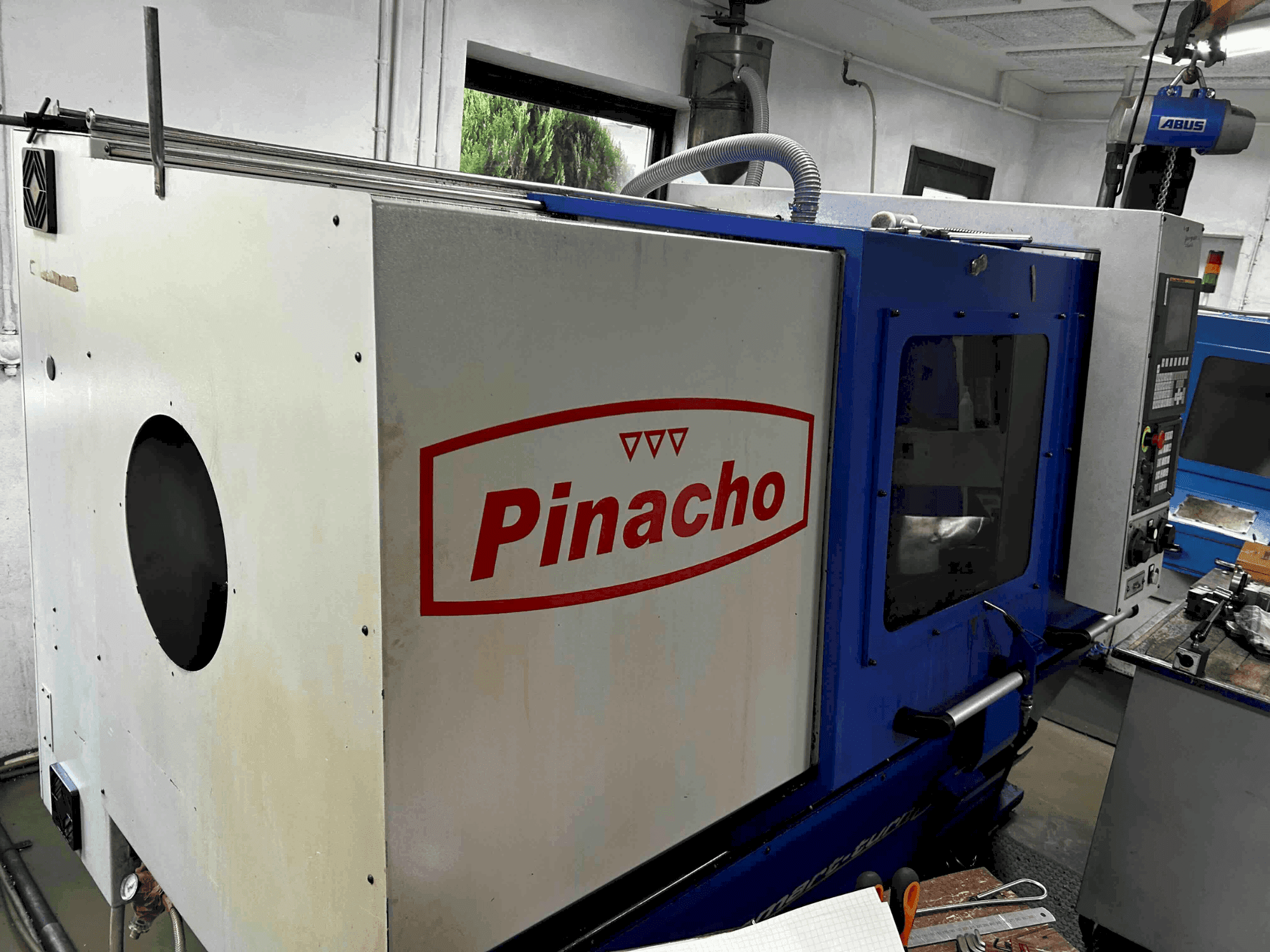 Front view of Pinacho SMART 360  machine