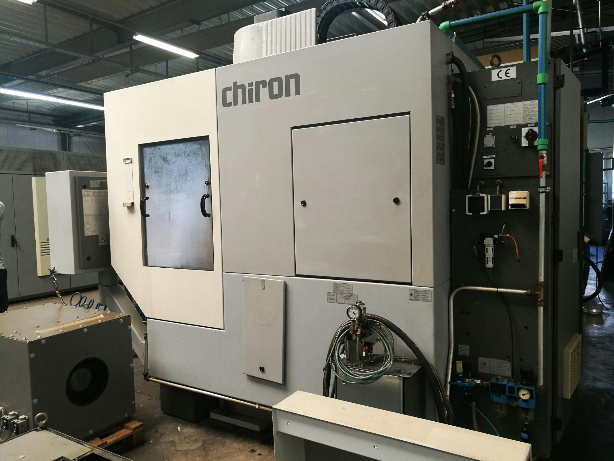 Front view of Chiron FZ 18 S Machine