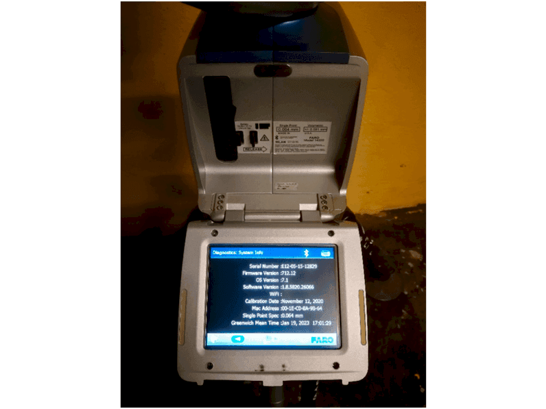 Front view of Faro EDGE Measuring arm  machine