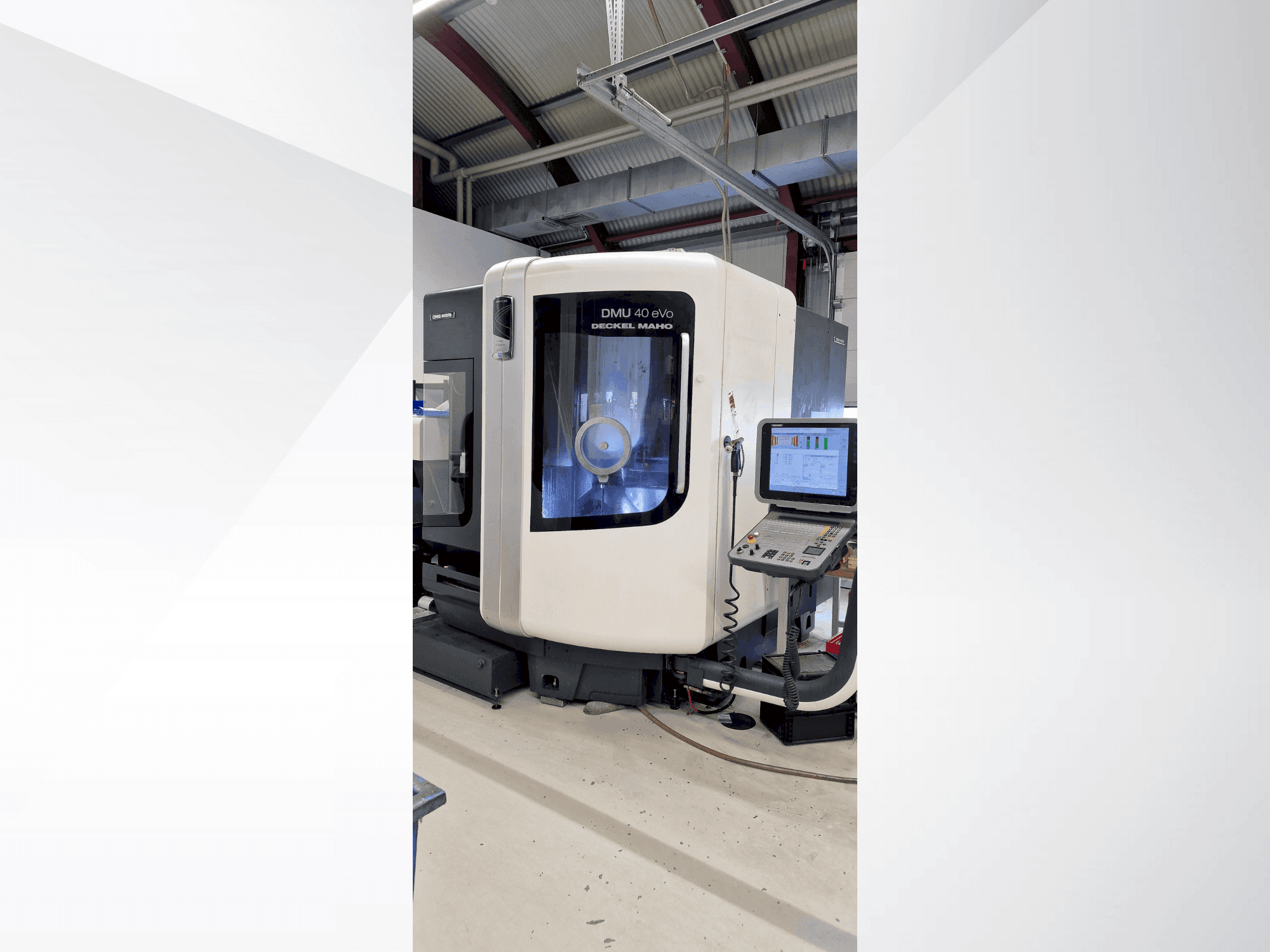 Front view of DMG DECKEL MAHO DMU 40 evo machine