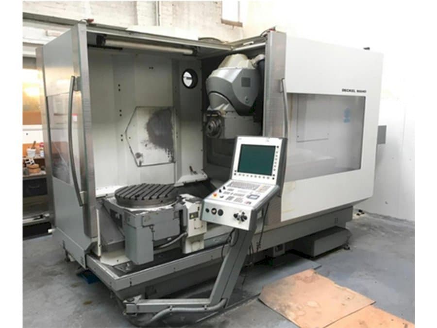 Front view of DECKEL MAHO DMU 60P Hi-Dyn machine