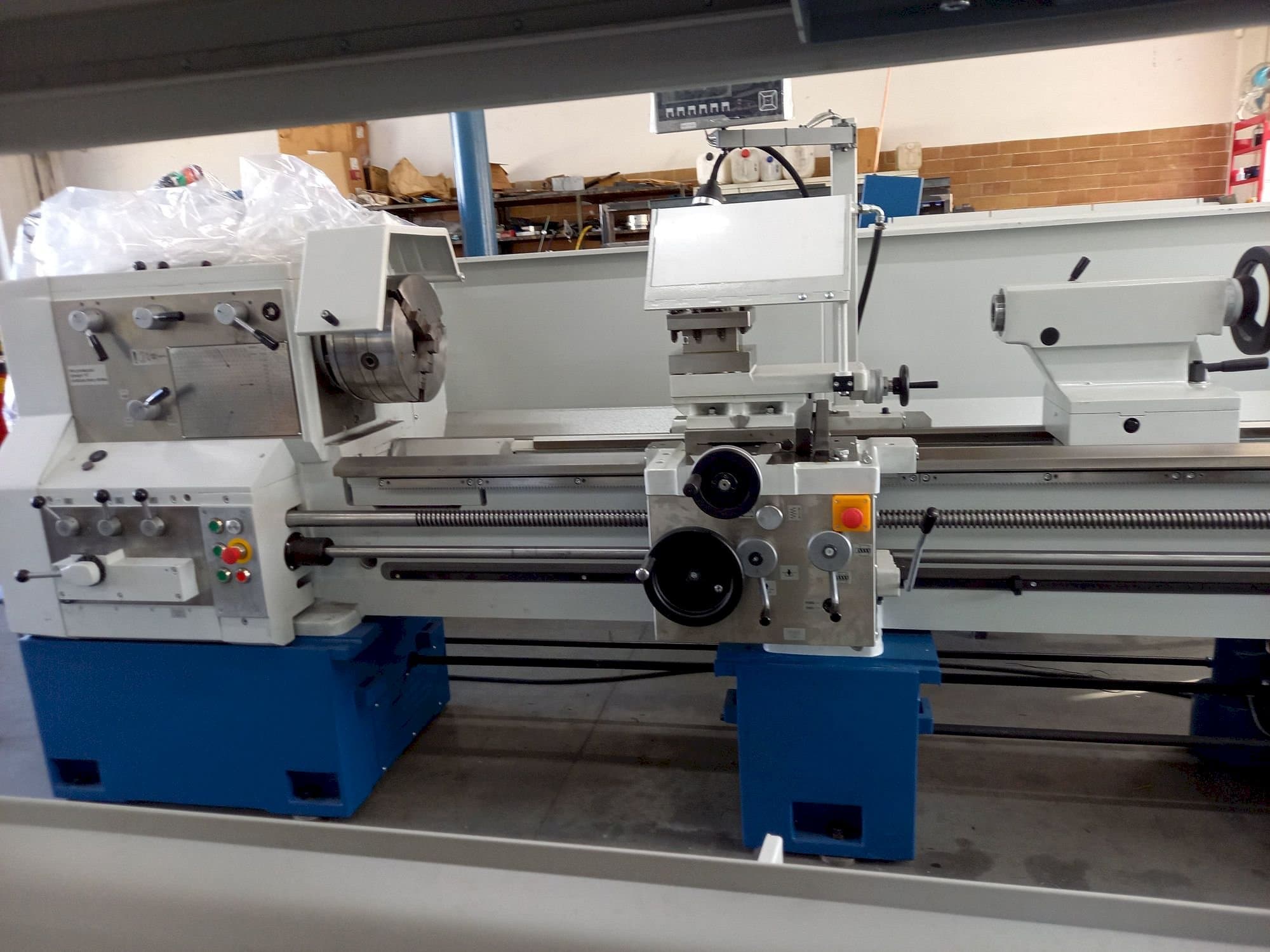 Front view of TUJ 50M x2000  machine