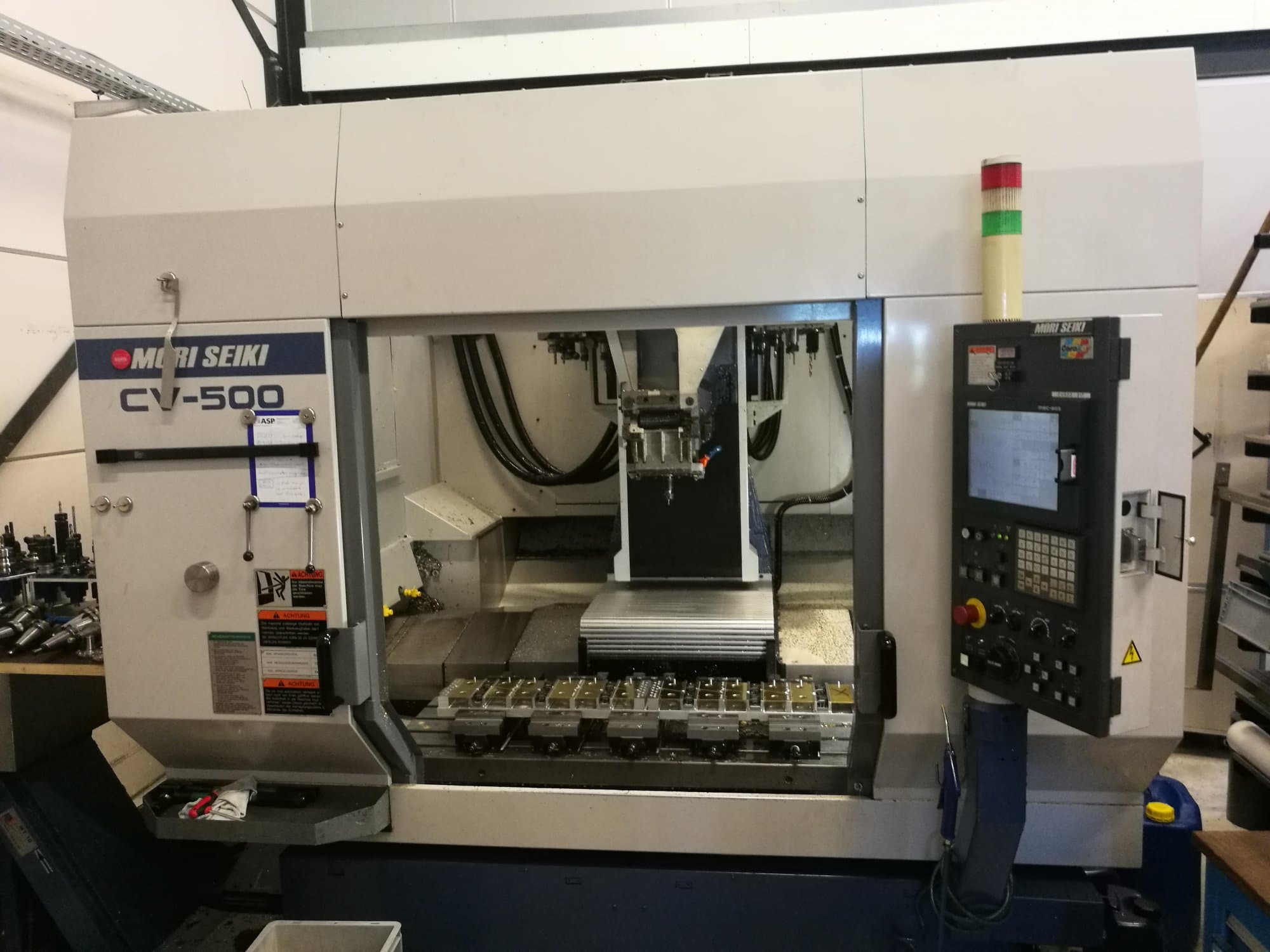 Front view of MORI SEIKI CV-500B Machine
