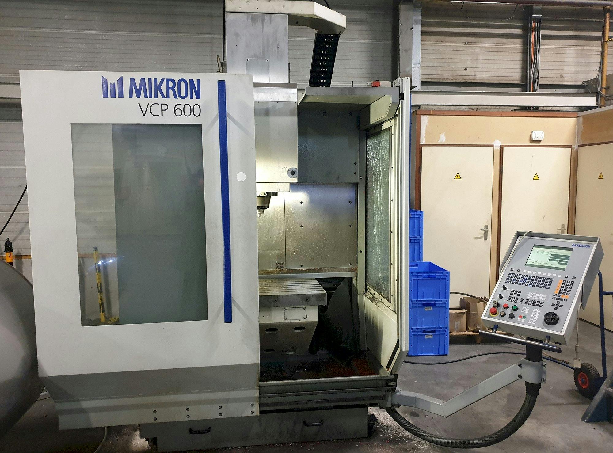 Front view of MIKRON VCP 600 Machine