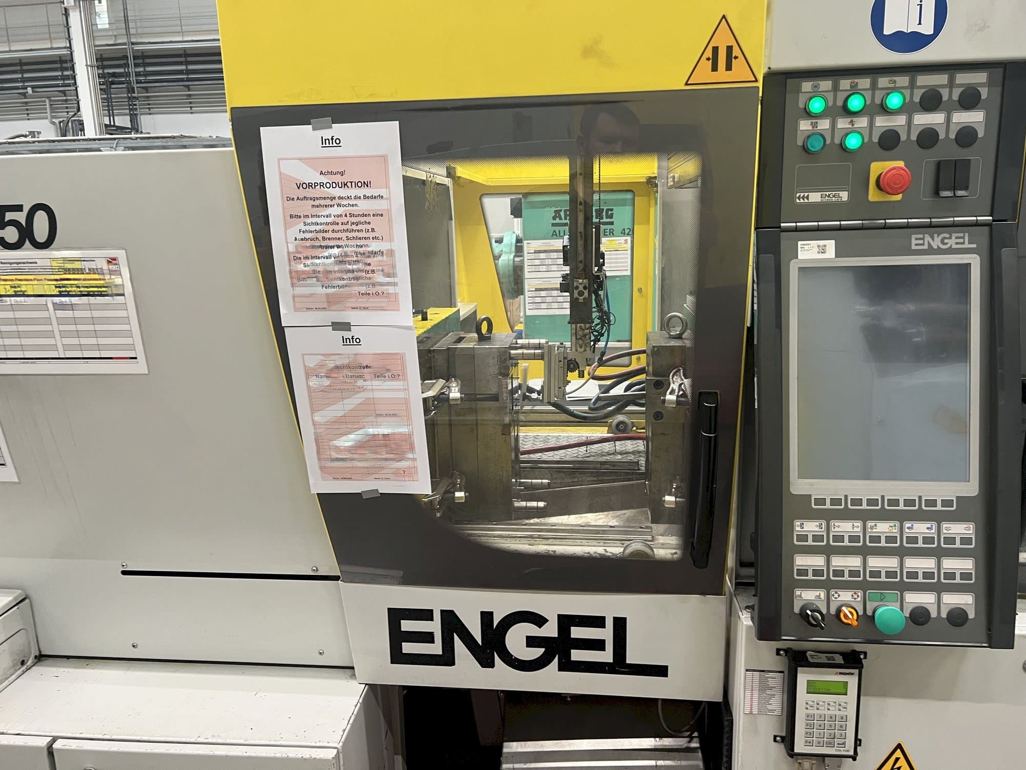 Front view of Engel Victory 200/50 machine
