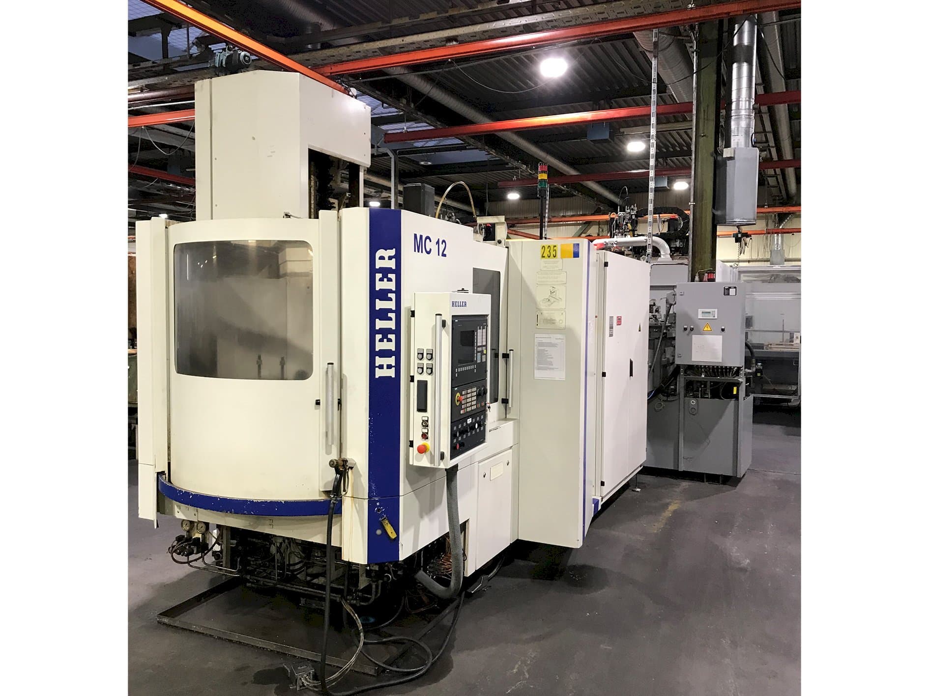 Front view of HELLER MC 12  machine