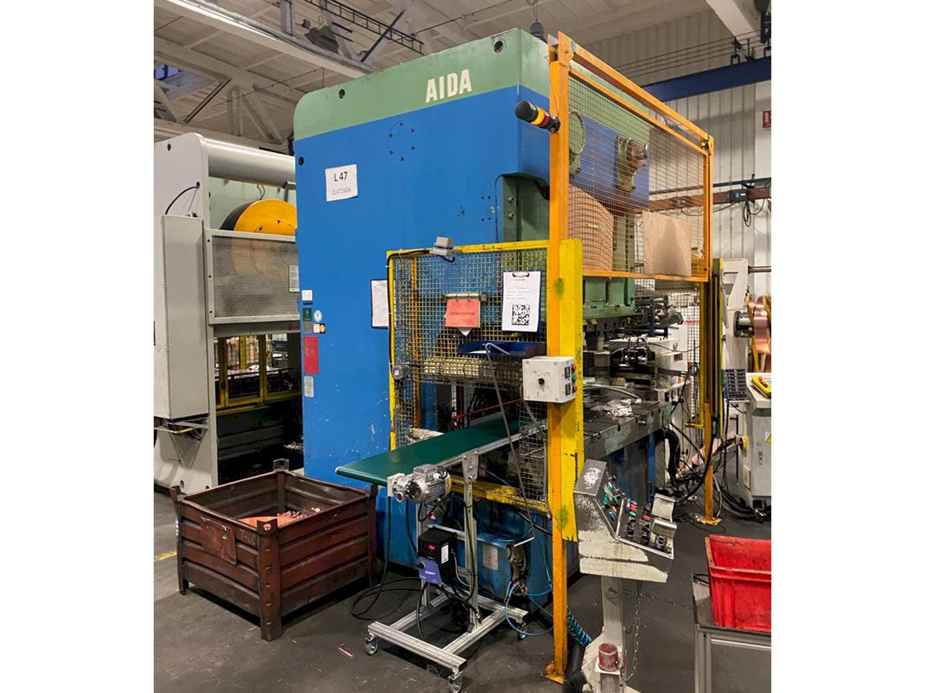 Front view of AIDA NC2-1600 (2) machine