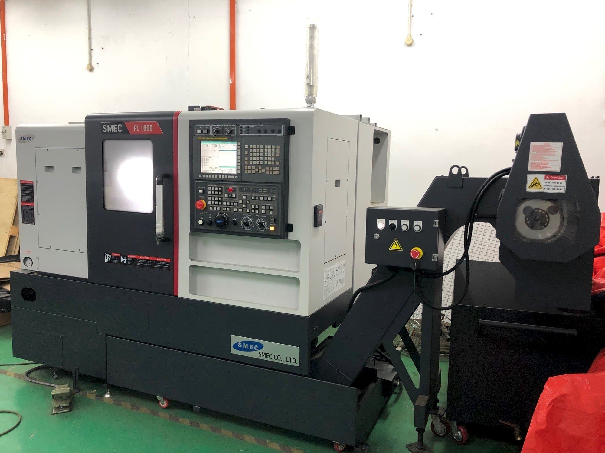 Front view of SMEC PL1600 machine