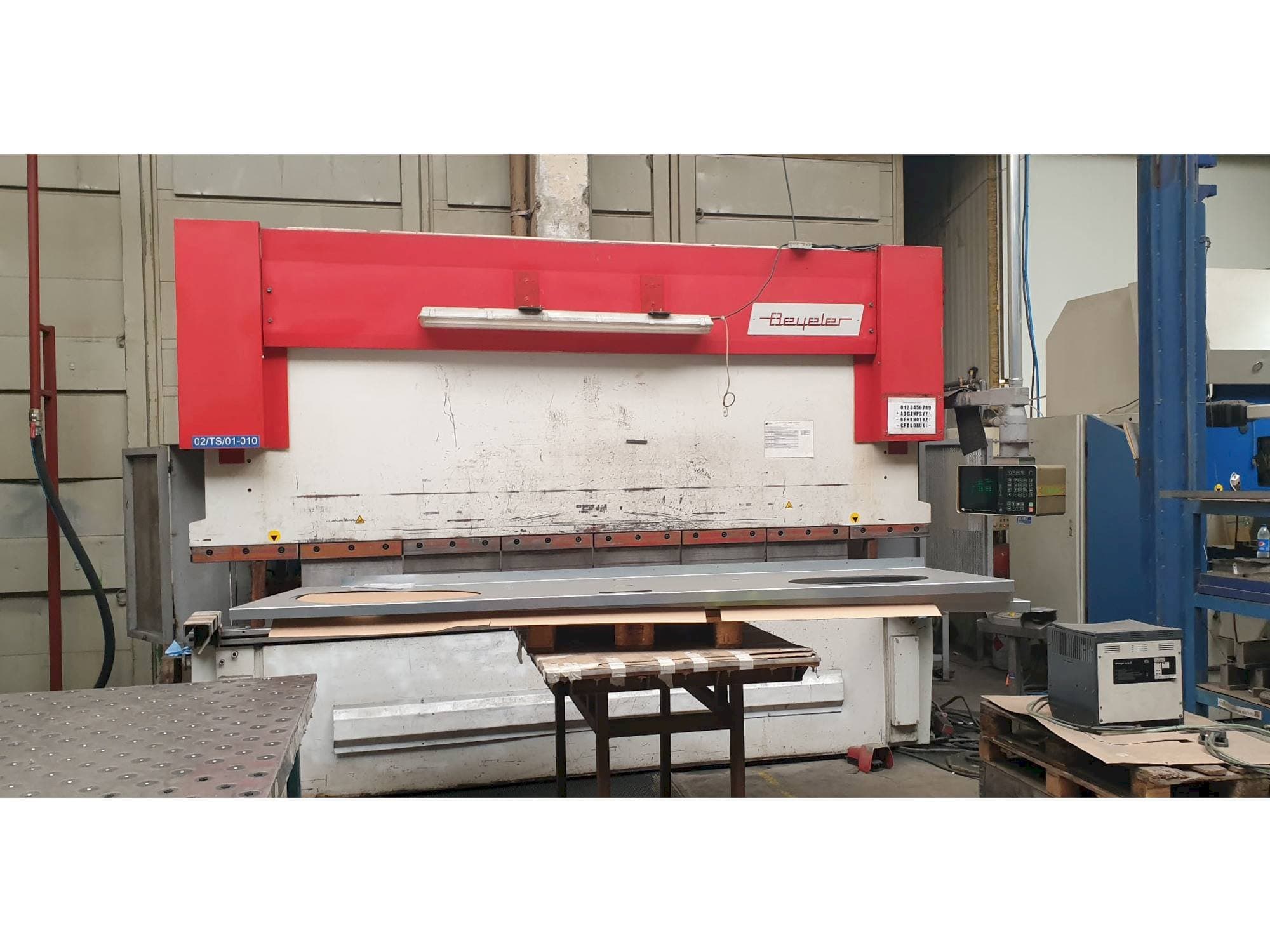 Front view of BEYELER RT 250x4100  machine