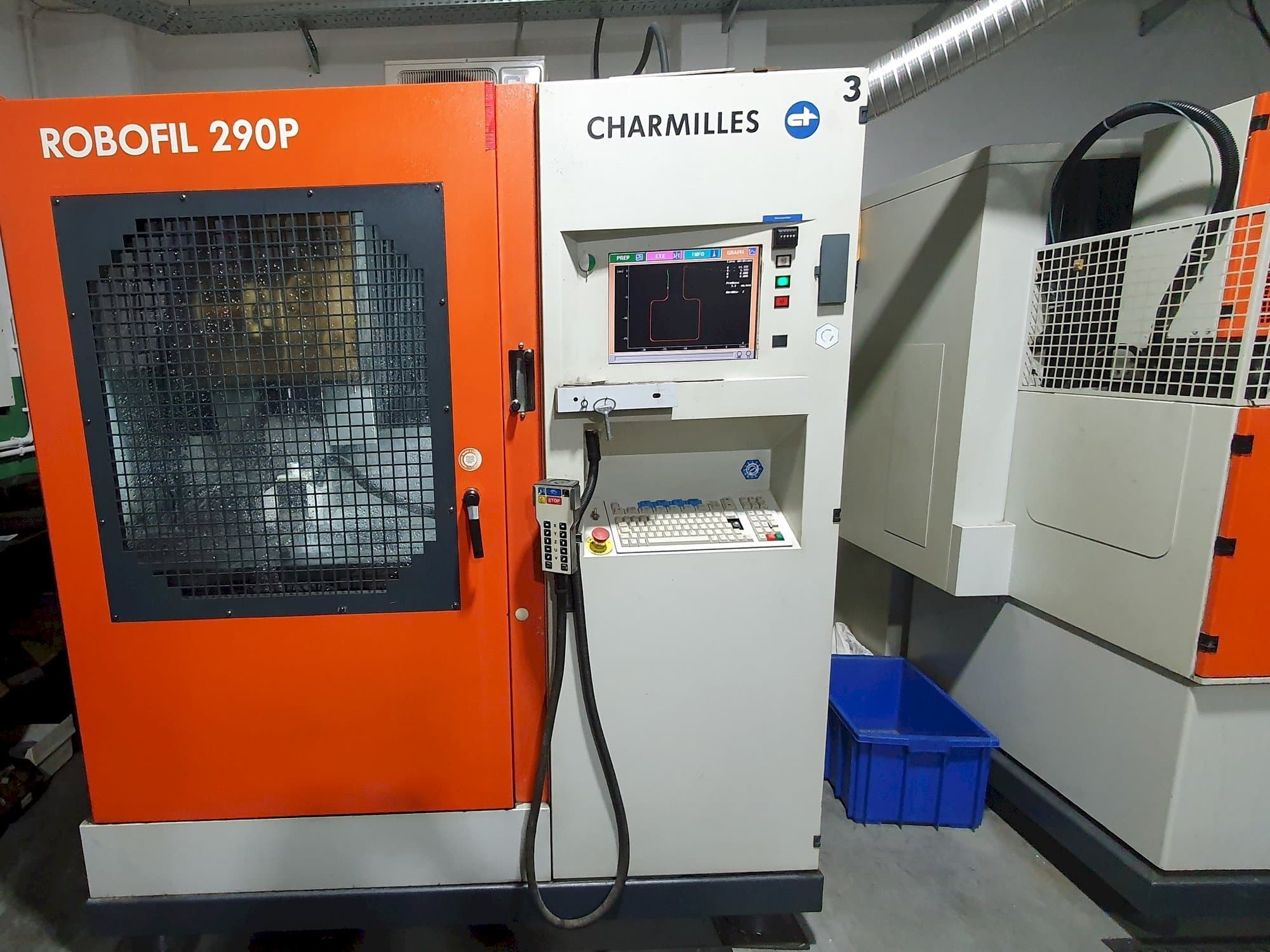 Front view of CHARMILLES Robofil 290P  machine