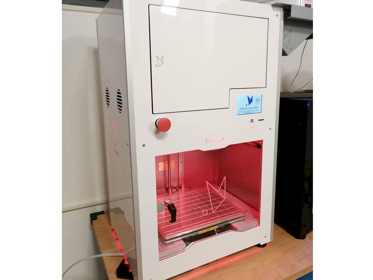 Front view of Roboze One Plus 400 machine