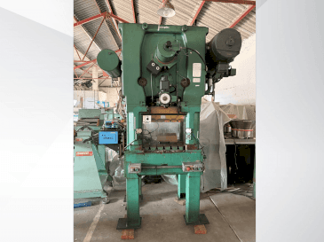 Front view of BRUDERER BSTA 25  machine