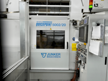 Front view of JUNKER Quickpoint 5002/20  machine