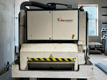 Front view of TIMESAVERS 41serie 900 WRD N machine