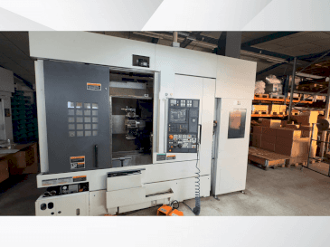 Front view of MORI SEIKI NL 2000 SY /500  machine