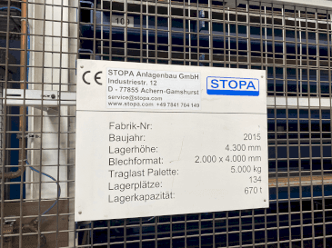 Front view of TRUMPF STOPA LiftMasterCompact machine