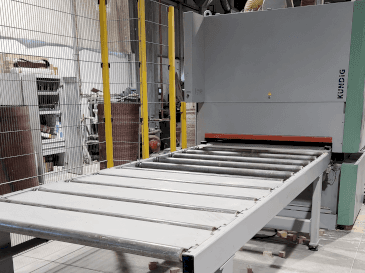 Front view of Kundig Premium-2 1350-RG machine