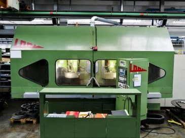Front view of Lodi RTR S800 CNC machine