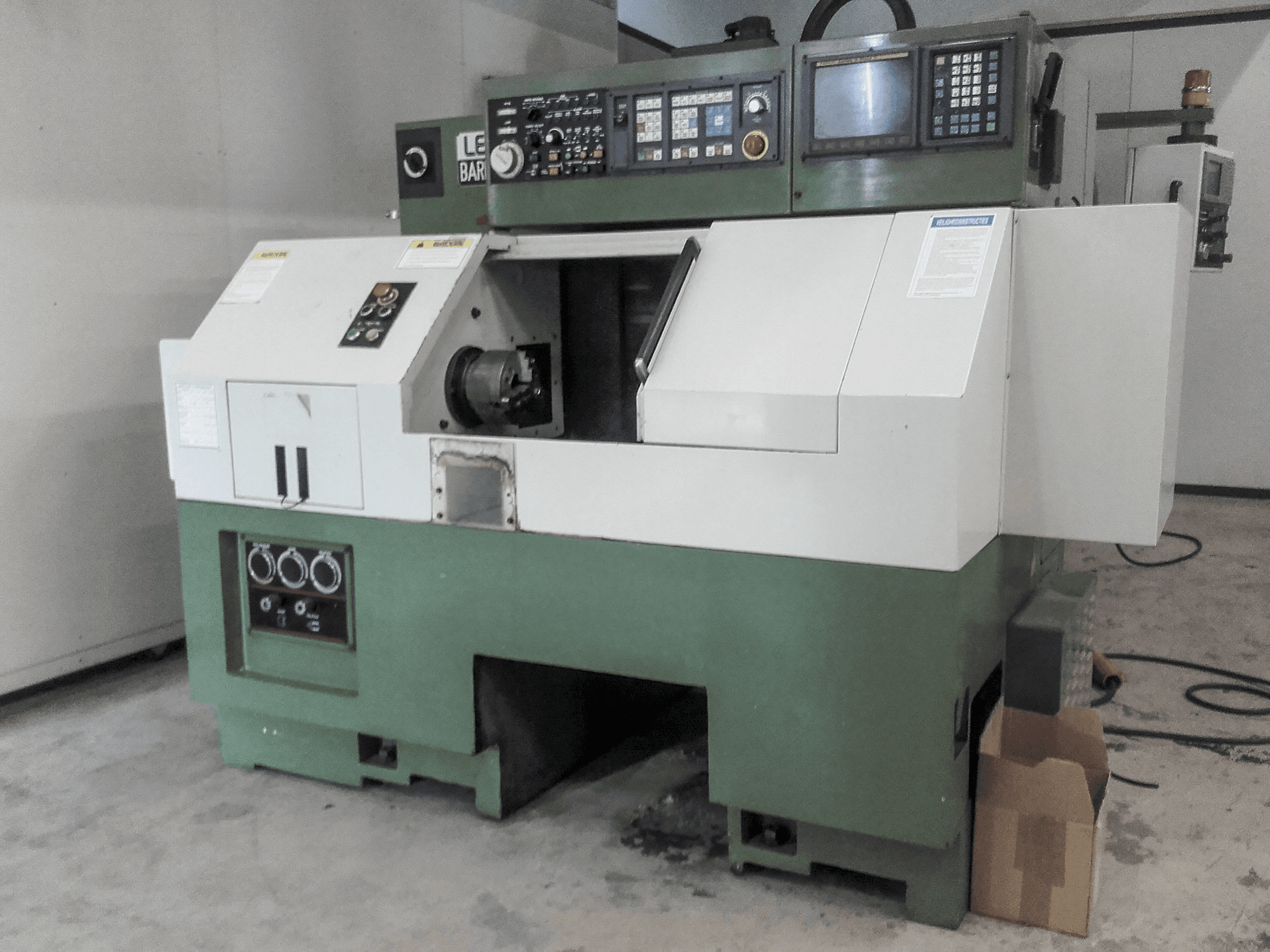 Left view of Leadwell Barmaster 40 Machine