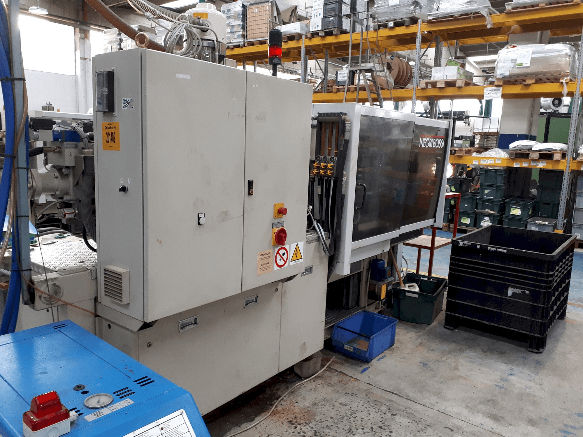 Left view of Negri Bossi V 70-200 Machine