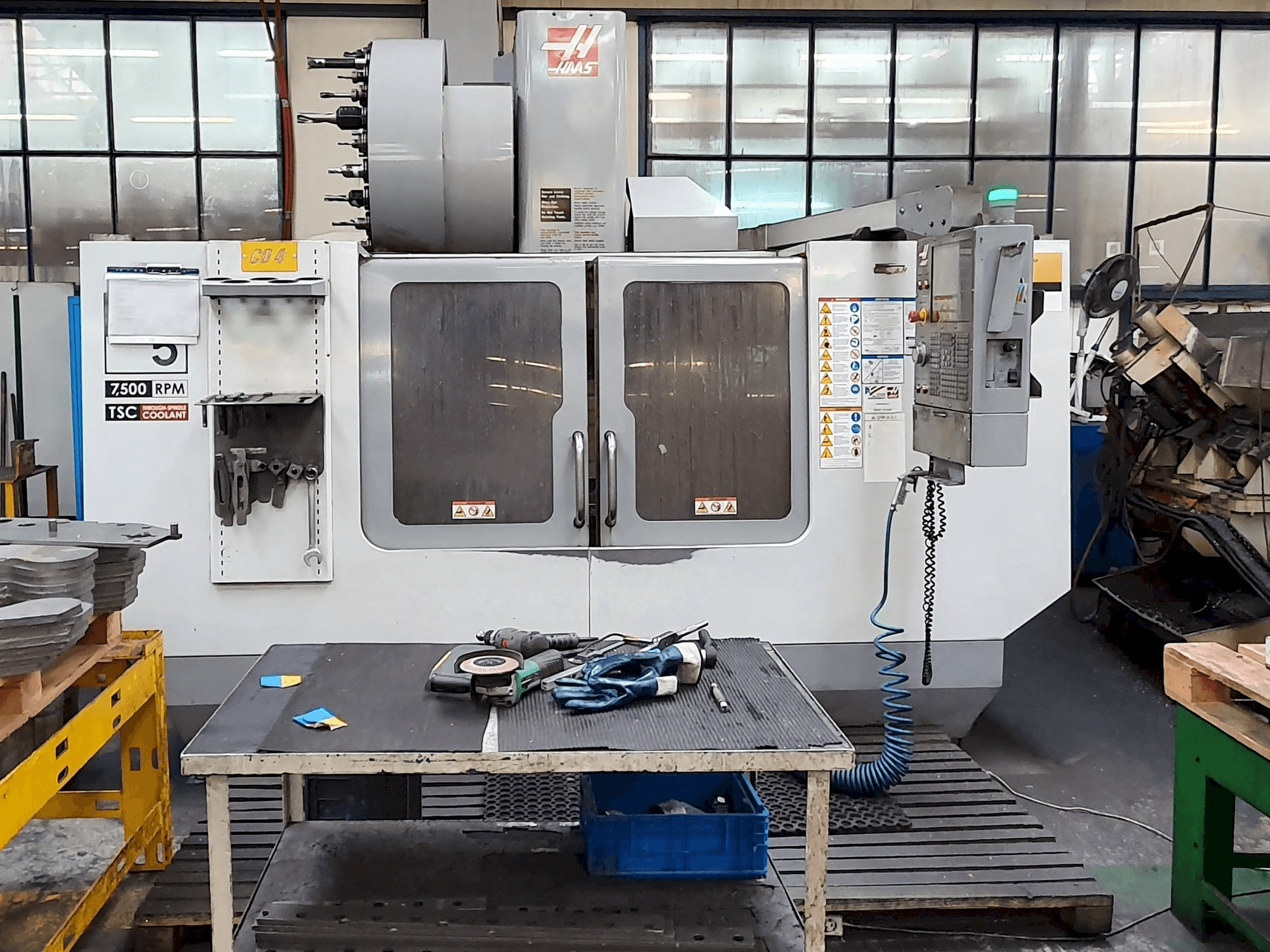 Front view of HAAS VF-5 / 50HE machine