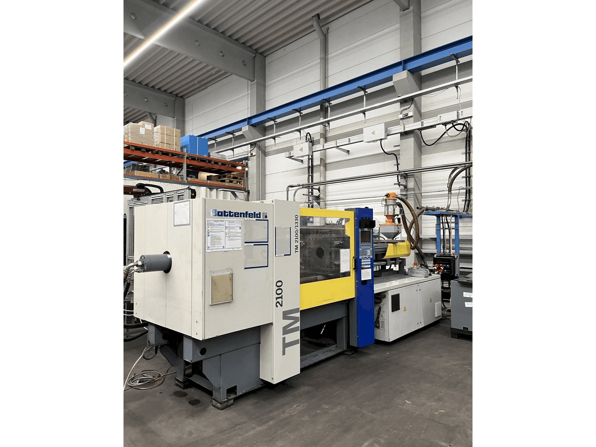 Front view of Battenfeld TM2100/1300 machine