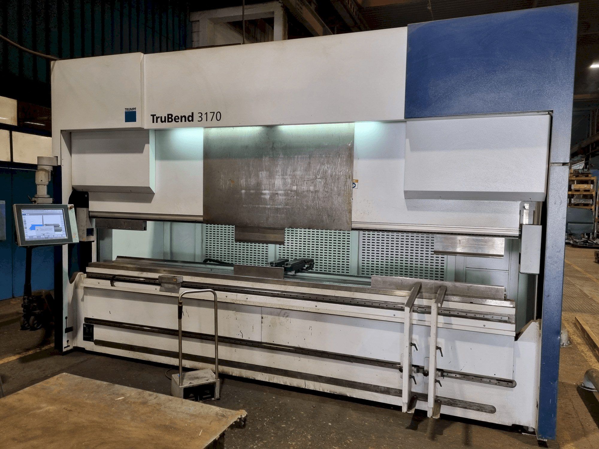 Front view of Trumpf trubend 3170 machine