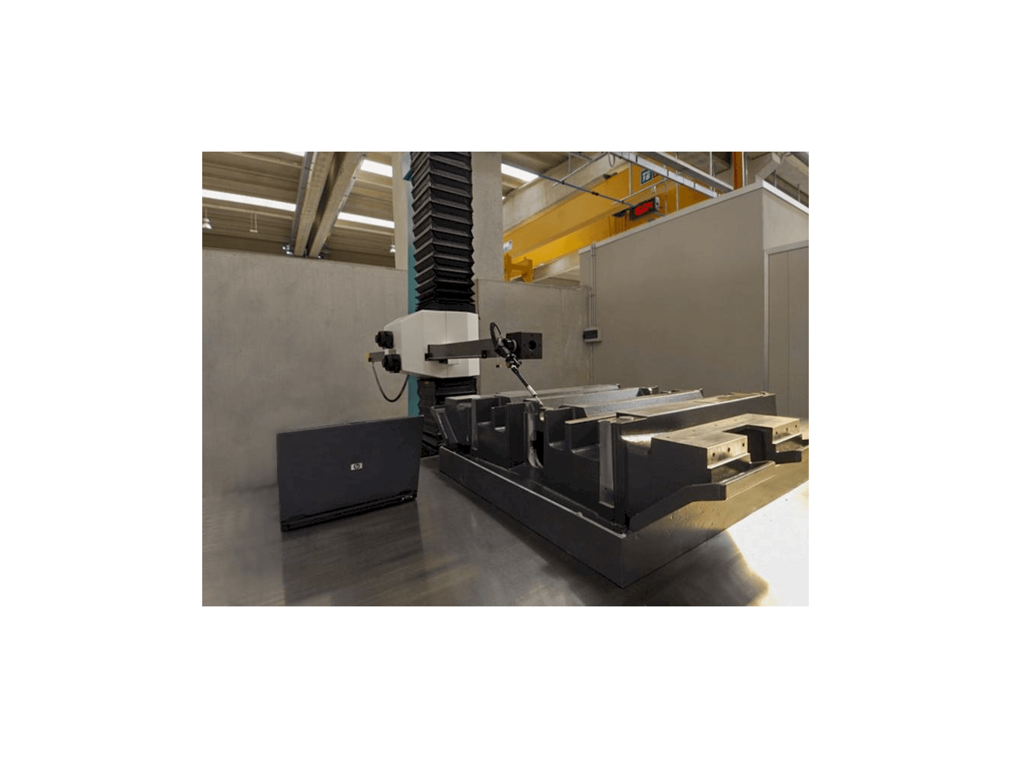 Front view of Hexagon Metrology Poli Globo machine