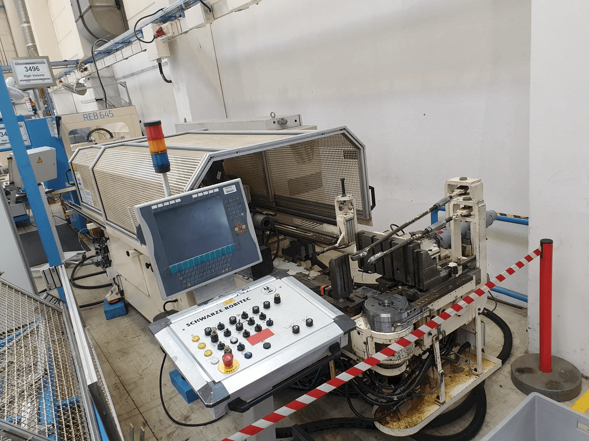 Front view of SCHWARZE-ROBITEC CNC40MR machine