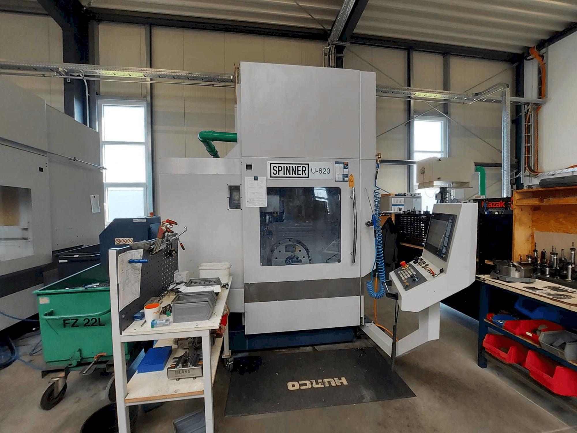 Front view of SPINNER U5-620 machine
