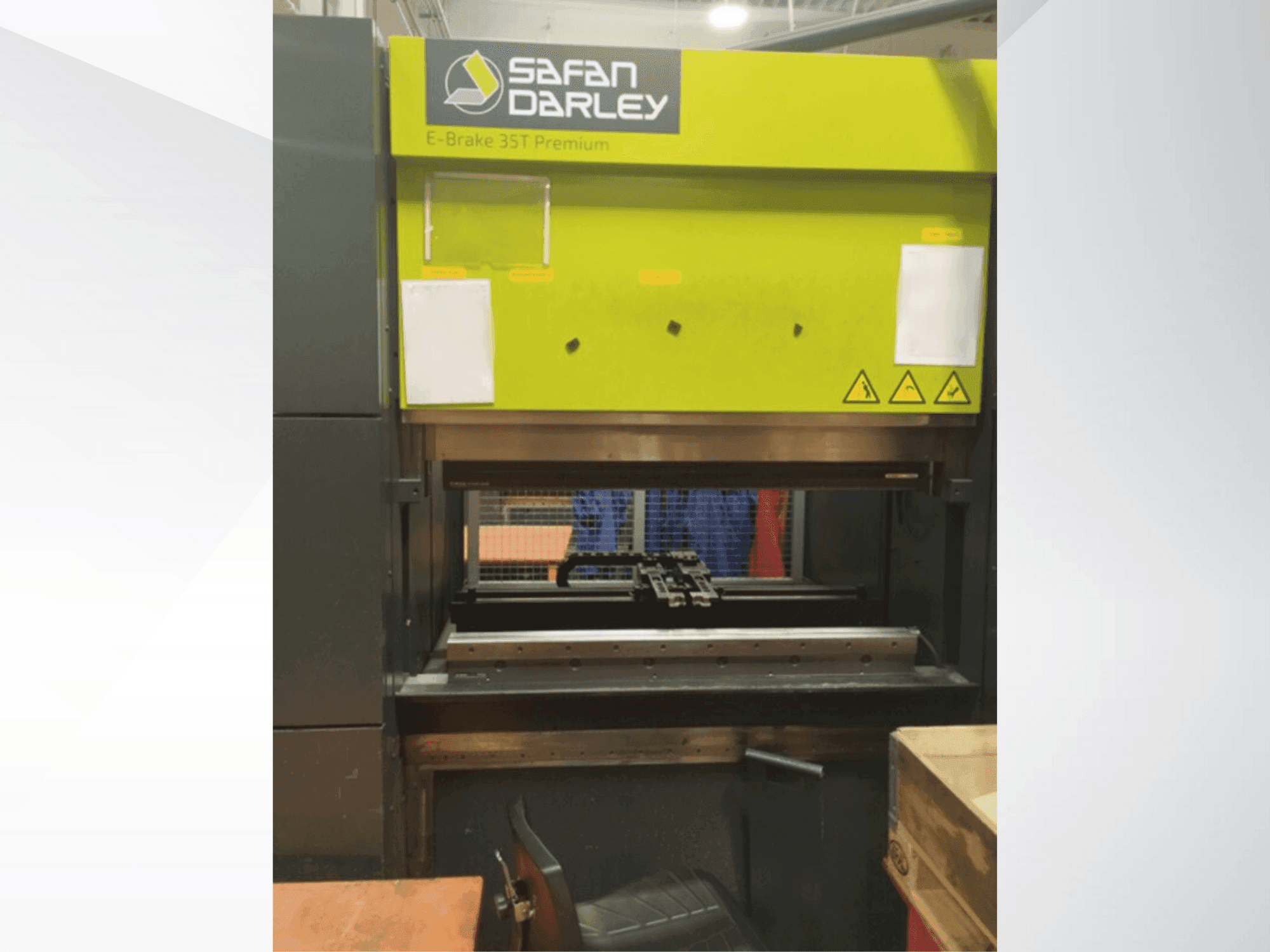 Front view of Safan SAFAN DARLEY E-brake Premium 35-1250 machine
